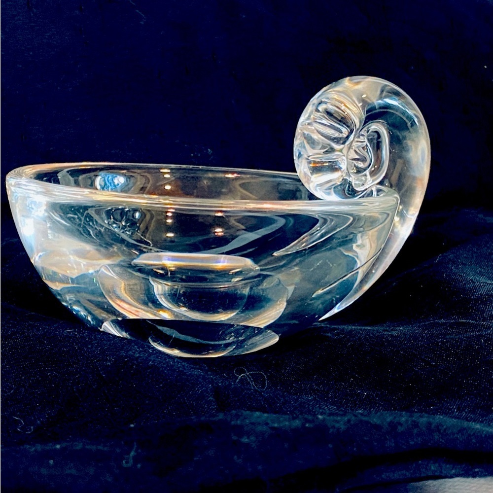 Vintage Steuben Nut Bowl. Beautiful Signed on Bottom